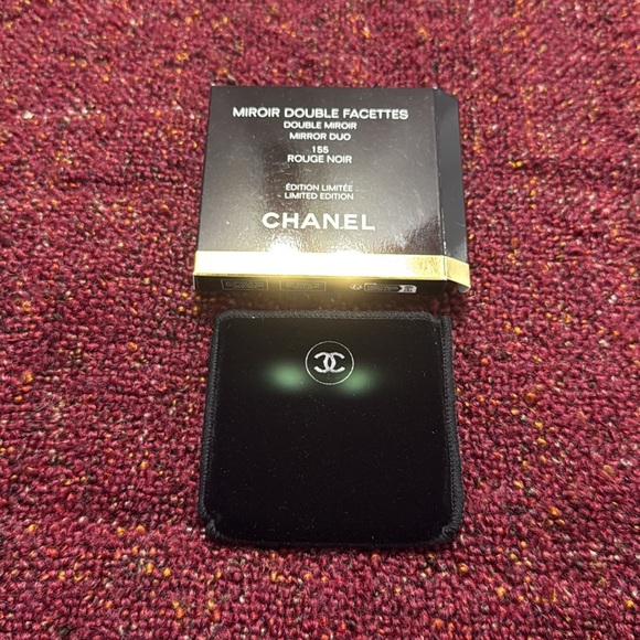 CHANEL Limited Edition Compact Mirror Duo Rouge Noir - Picture 7 of 12